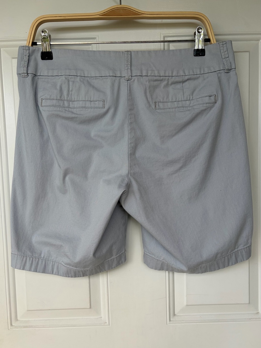 •J. Crew• Light Gray Chino 8” Inseam Bermuda Shorts - Size 10 - Picture 5 of 7